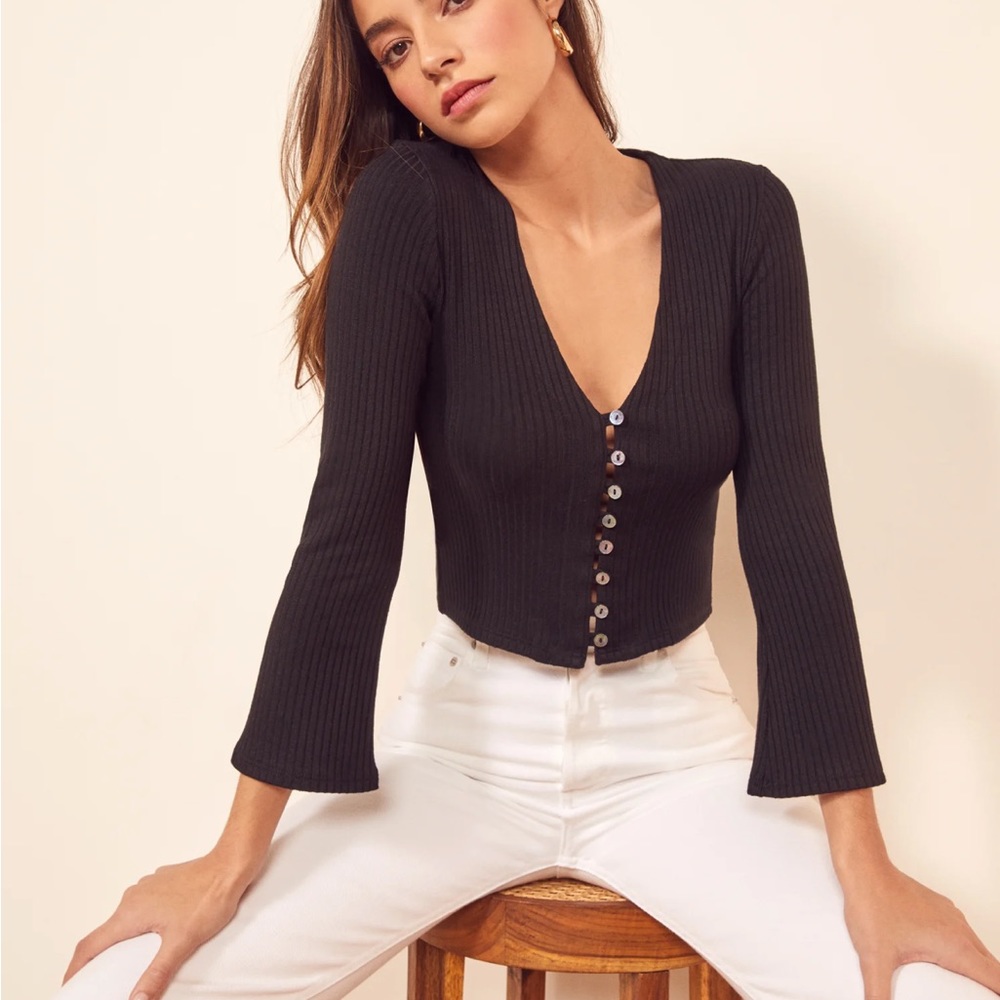 REFORMATION GELLAR KNIT TOP